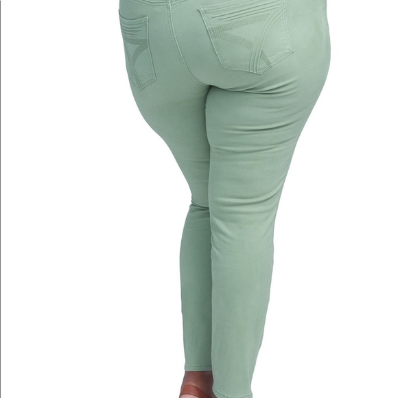 🆕Seven 7 Skinny High Waist Jeans - Picture 2 of 3